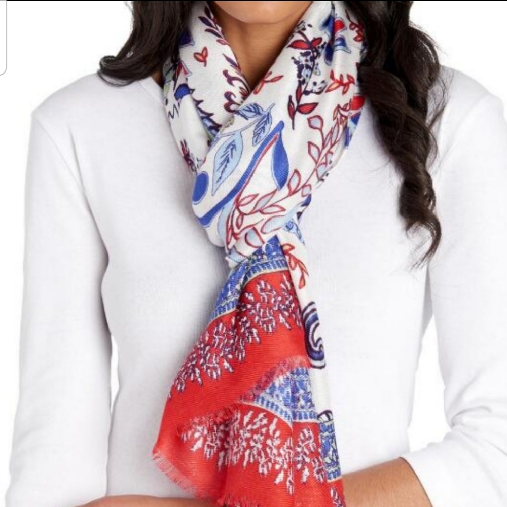 Max Studio Beautiful Paisley Long Scarf - Wrap NWT